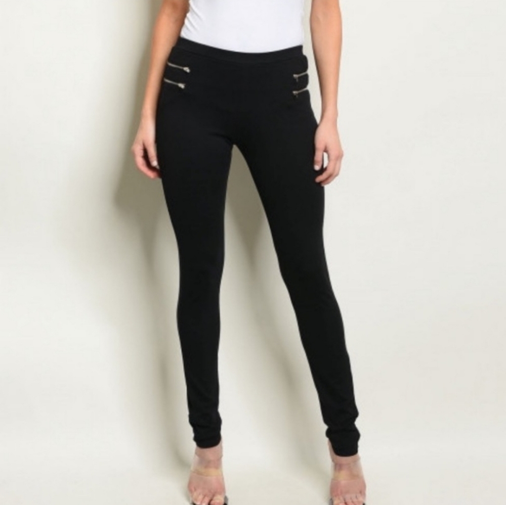 ⭐️SALE⭐️NWOT Double Zipper Detail Black Pants